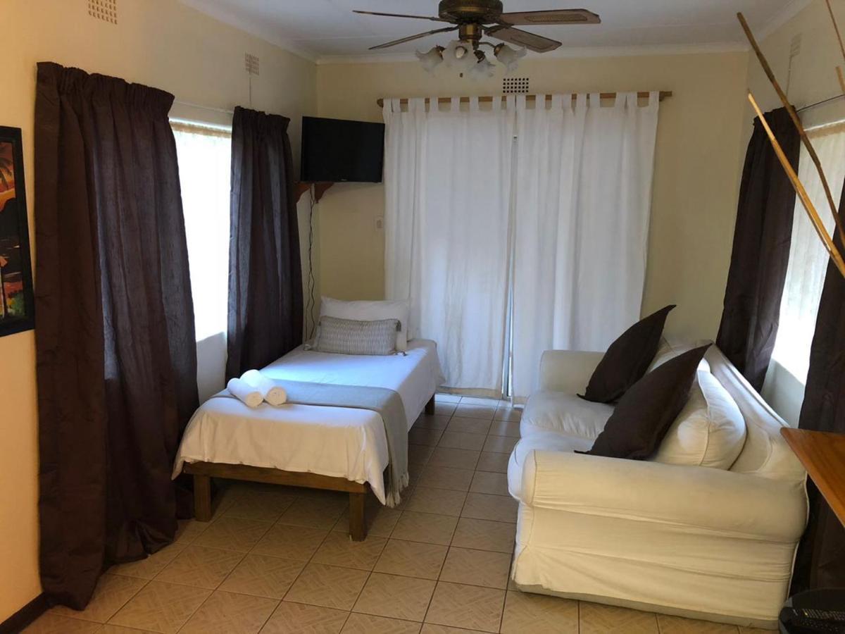 Casa Leitao Lodge Phalaborwa Exteriör bild